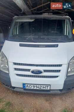 Вантажний фургон Ford Transit Custom 2012 в Ужгороді