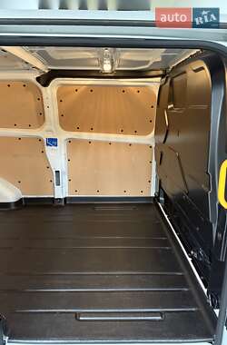 Вантажний фургон Ford Transit Custom 2022 в 