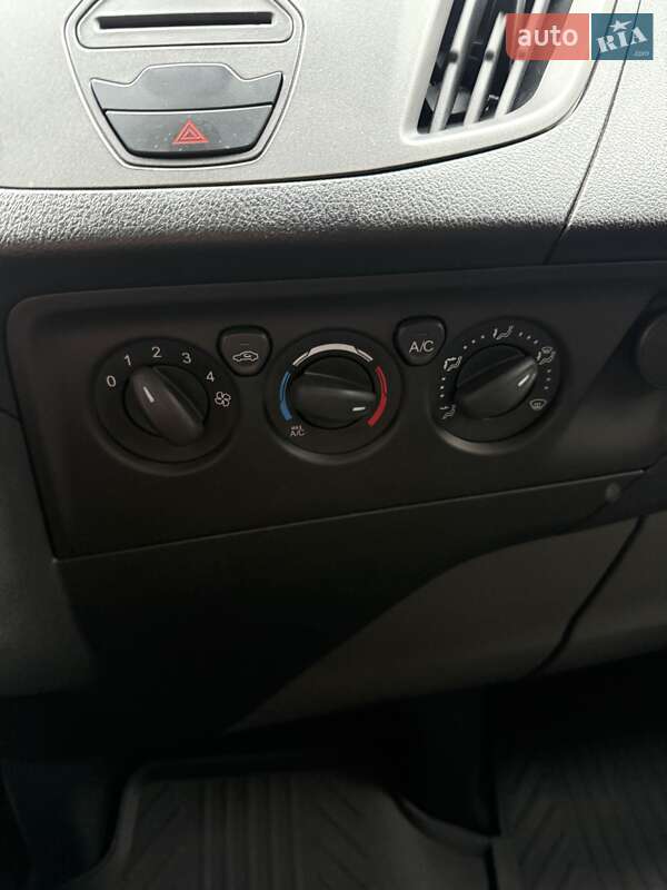 Грузовой фургон Ford Transit Custom 2022 в Киеве