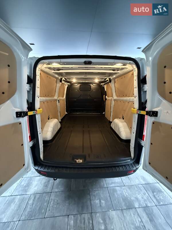 Грузовой фургон Ford Transit Custom 2022 в Киеве