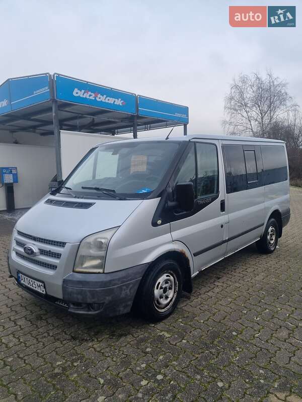 Ford Transit Custom 2011
