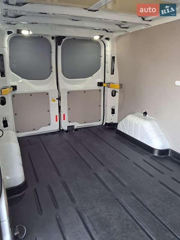 Вантажний фургон Ford Transit Custom 2018 в Львові