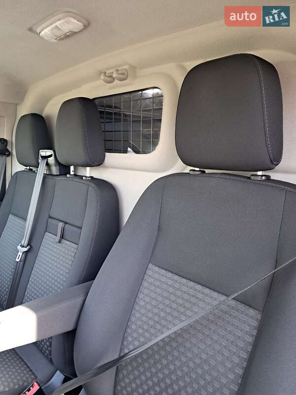 Вантажний фургон Ford Transit Custom 2018 в Львові