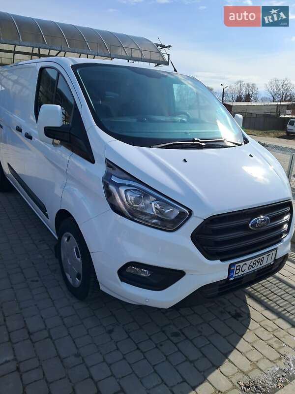 Вантажний фургон Ford Transit Custom 2018 в Львові