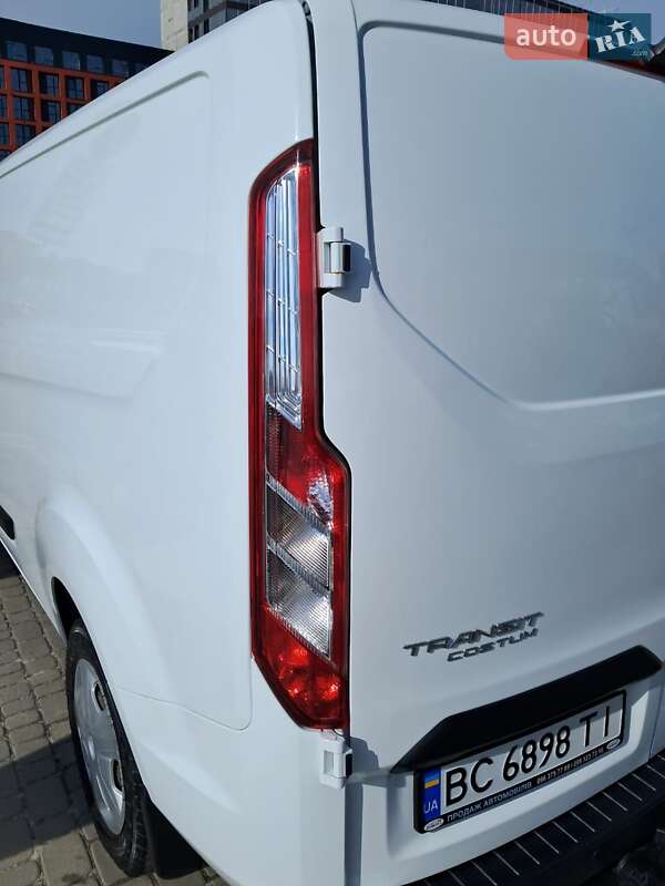 Вантажний фургон Ford Transit Custom 2018 в Львові