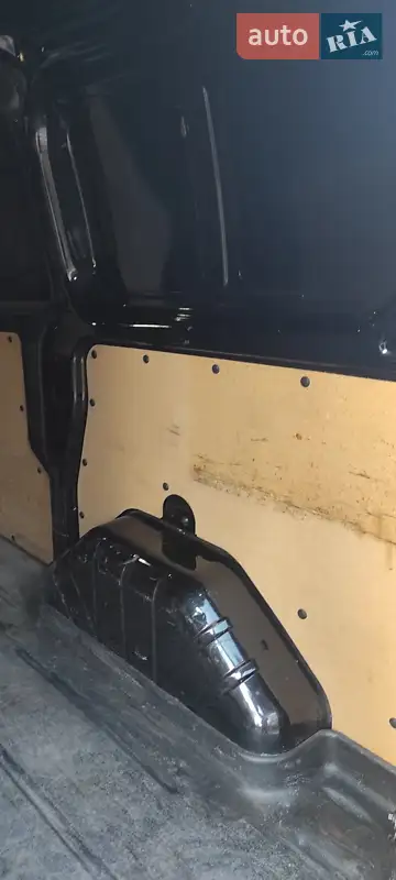 Грузовой фургон Ford Transit Custom 2014 в 