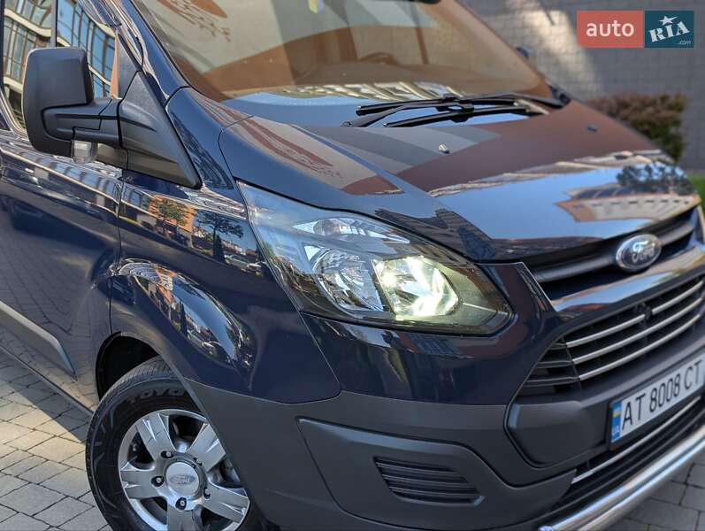 Вантажний фургон Ford Transit Custom 2014 в Івано-Франківську