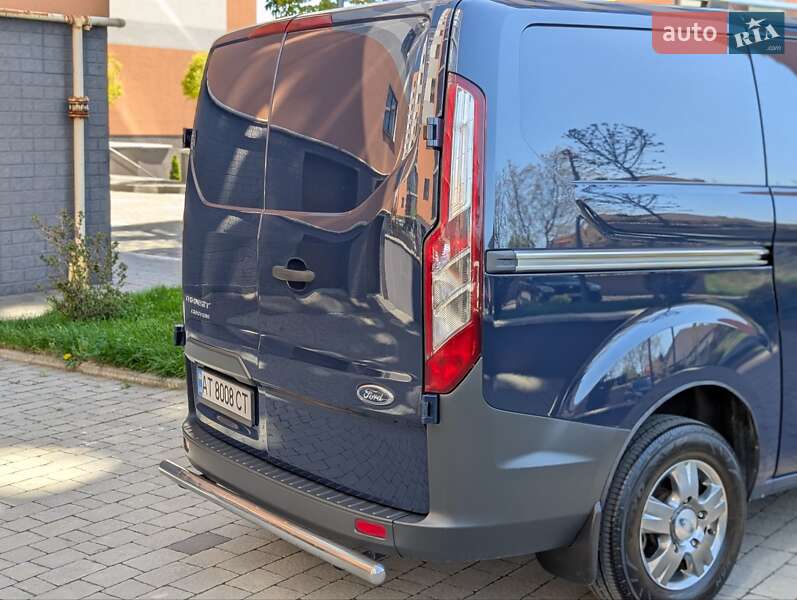 Вантажний фургон Ford Transit Custom 2014 в Івано-Франківську