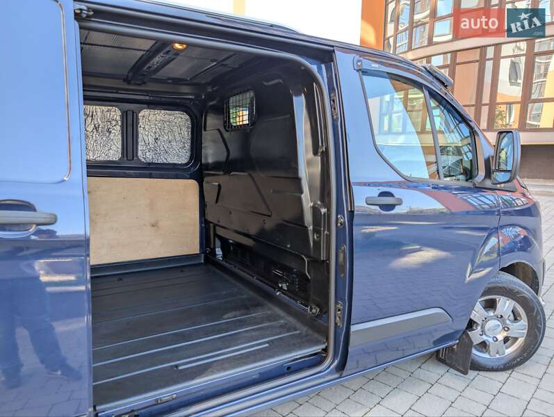Вантажний фургон Ford Transit Custom 2014 в Івано-Франківську