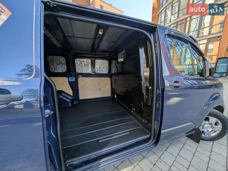 Вантажний фургон Ford Transit Custom 2014 в Івано-Франківську