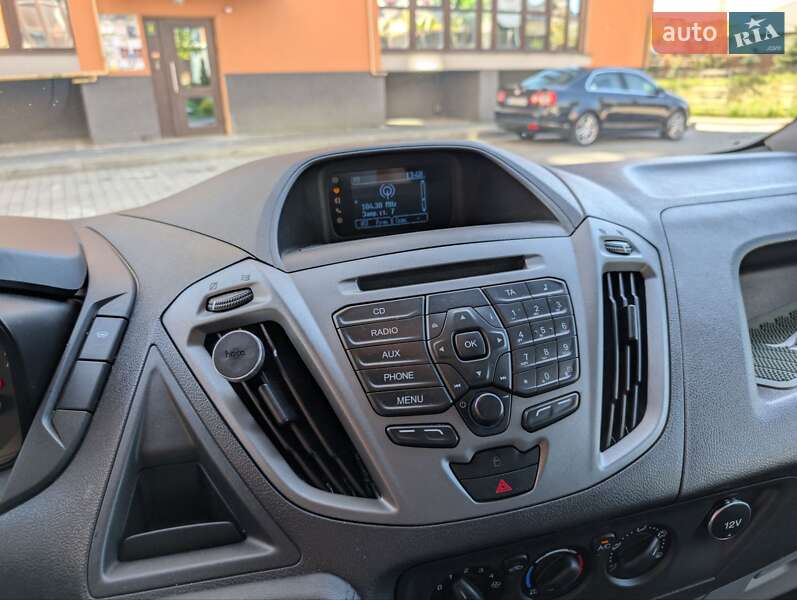 Вантажний фургон Ford Transit Custom 2014 в Івано-Франківську