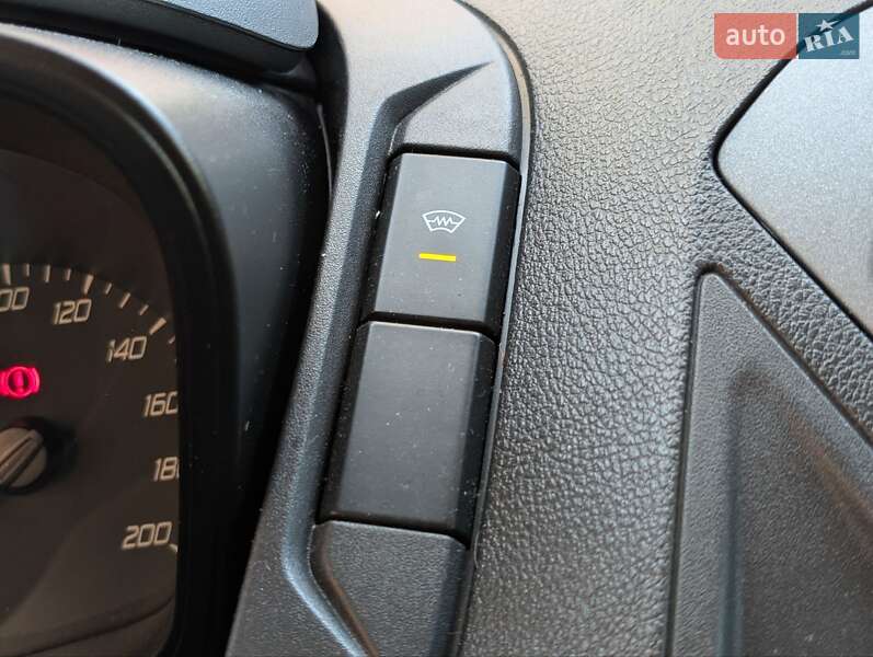 Вантажний фургон Ford Transit Custom 2014 в Івано-Франківську