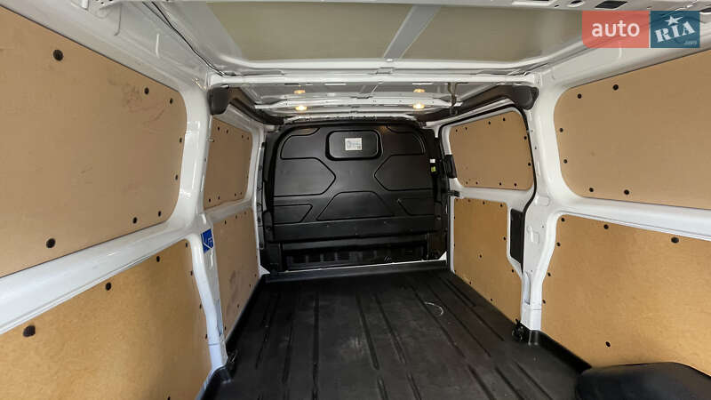 Вантажний фургон Ford Transit Custom 2018 в Києві