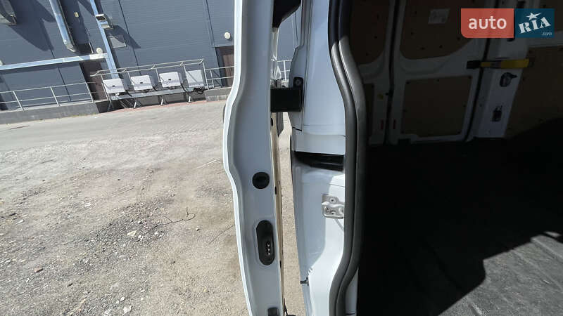 Вантажний фургон Ford Transit Custom 2018 в Києві