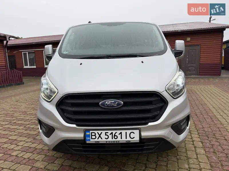 Мінівен Ford Transit Custom 2020 в 