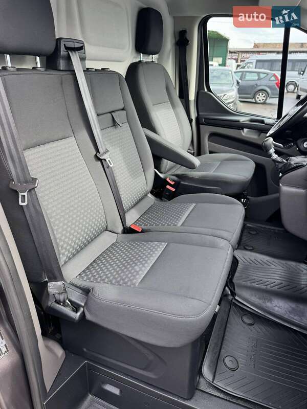 Вантажний фургон Ford Transit Custom 2020 в Луцьку