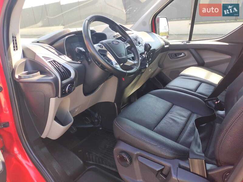Минивэн Ford Transit Custom 2016 в Рожище