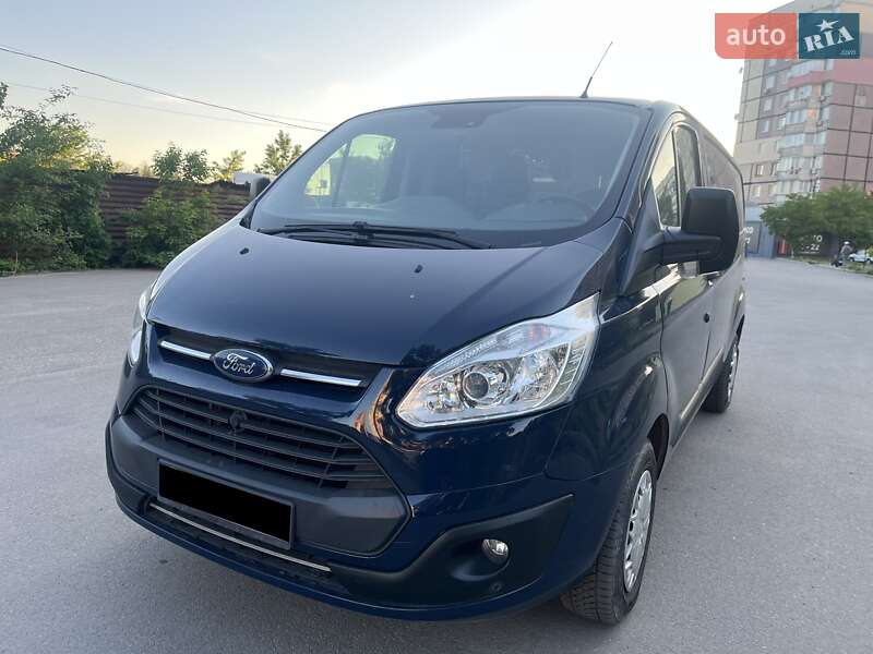 Грузовой фургон Ford Transit Custom 2016 в 