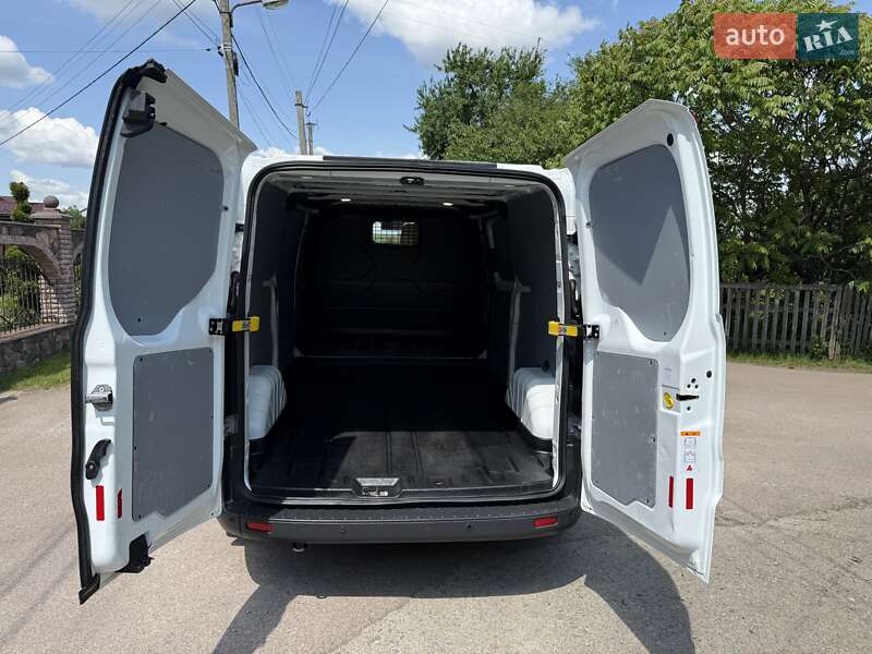 Вантажний фургон Ford Transit Custom 2016 в Житомирі