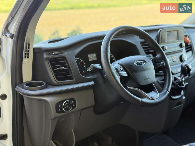 Мінівен Ford Transit Custom 2019 в Чернівцях