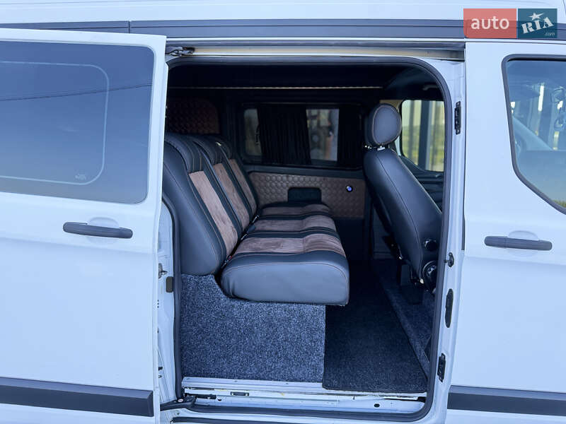 Мінівен Ford Transit Custom 2019 в Чернівцях