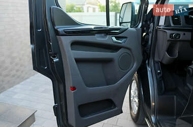 Минивэн Ford Transit Custom 2018 в 