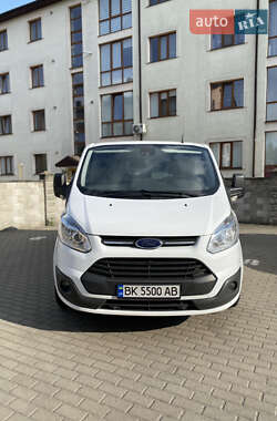 Вантажний фургон Ford Transit Custom 2015 в Рівному