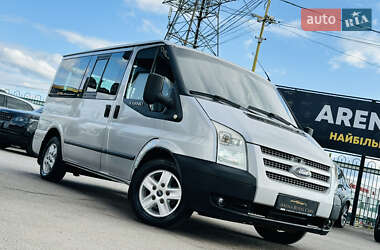Минивэн Ford Transit Custom 2012 в 