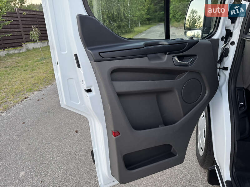 Грузовой фургон Ford Transit Custom 2020 в Ирпене