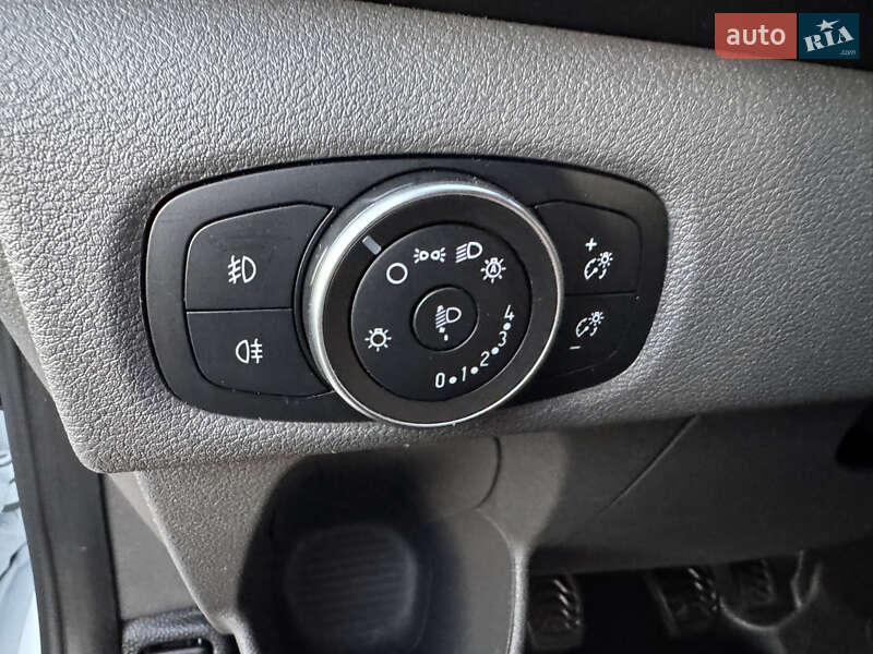 Грузовой фургон Ford Transit Custom 2020 в Ирпене