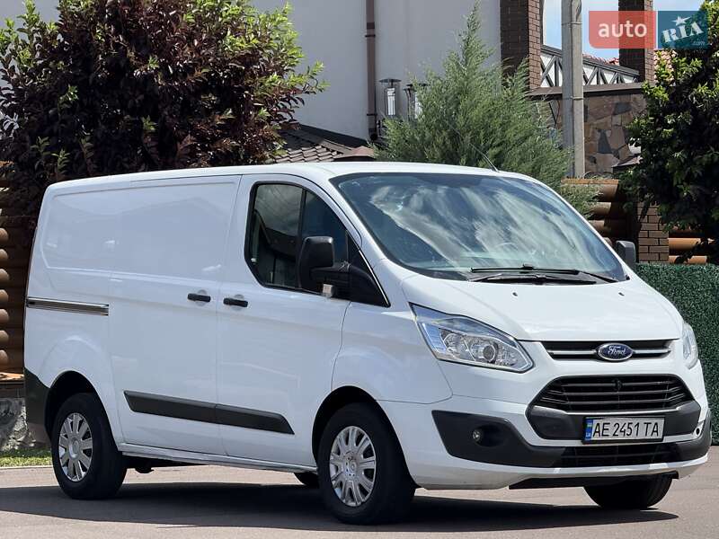 Вантажний фургон Ford Transit Custom 2015 в Києві