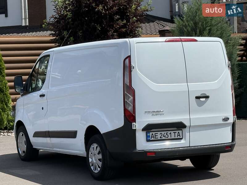 Вантажний фургон Ford Transit Custom 2015 в Києві