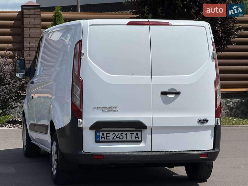 Вантажний фургон Ford Transit Custom 2015 в Києві