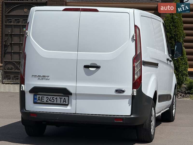 Вантажний фургон Ford Transit Custom 2015 в Києві