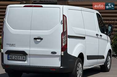 Грузовой фургон Ford Transit Custom 2015 в 