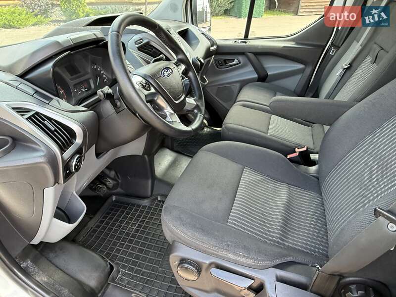 Вантажний фургон Ford Transit Custom 2015 в Києві