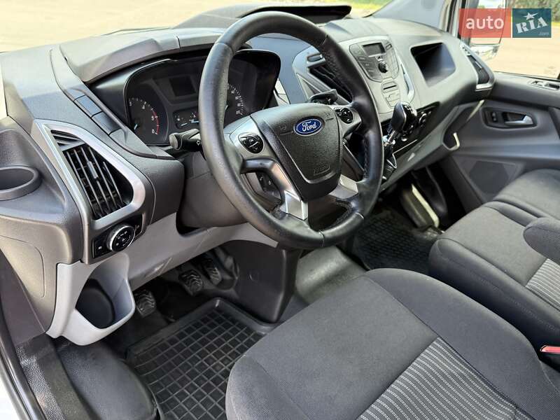 Вантажний фургон Ford Transit Custom 2015 в Києві