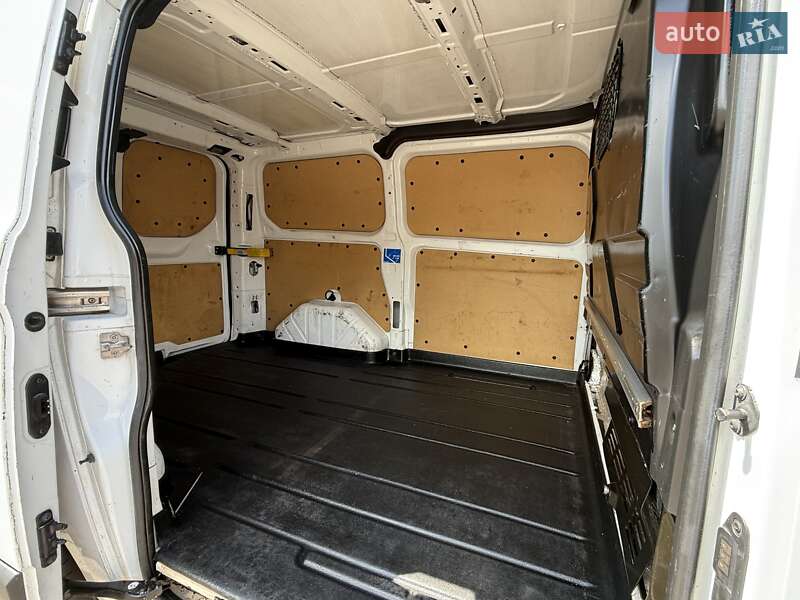 Вантажний фургон Ford Transit Custom 2015 в Києві