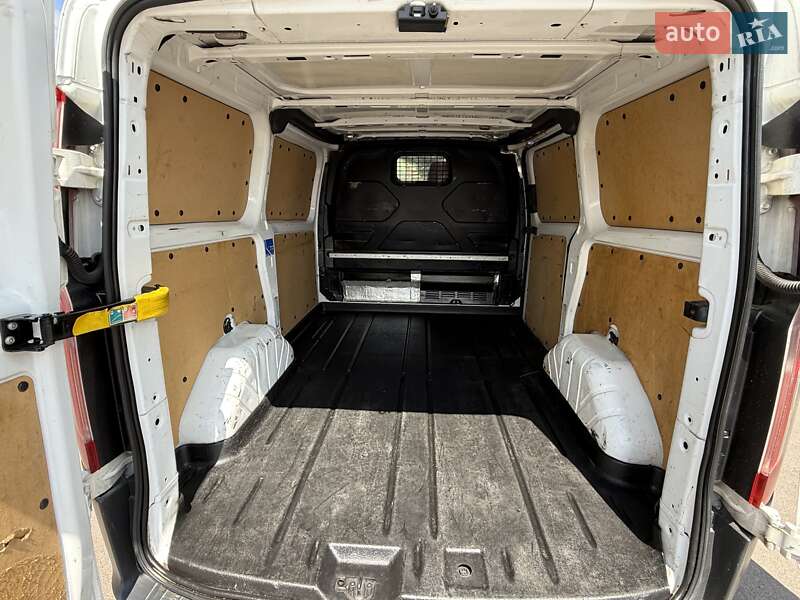 Вантажний фургон Ford Transit Custom 2015 в Києві