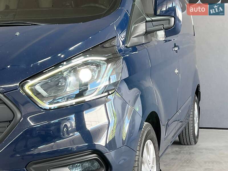 Вантажопасажирський фургон Ford Transit Custom 2019 в Одесі