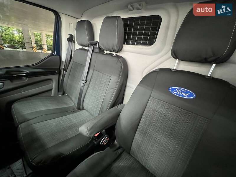 Вантажопасажирський фургон Ford Transit Custom 2019 в Одесі