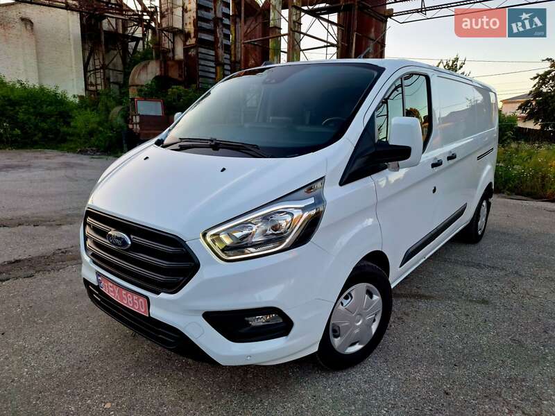 Вантажний фургон Ford Transit Custom 2021 в Бережанах