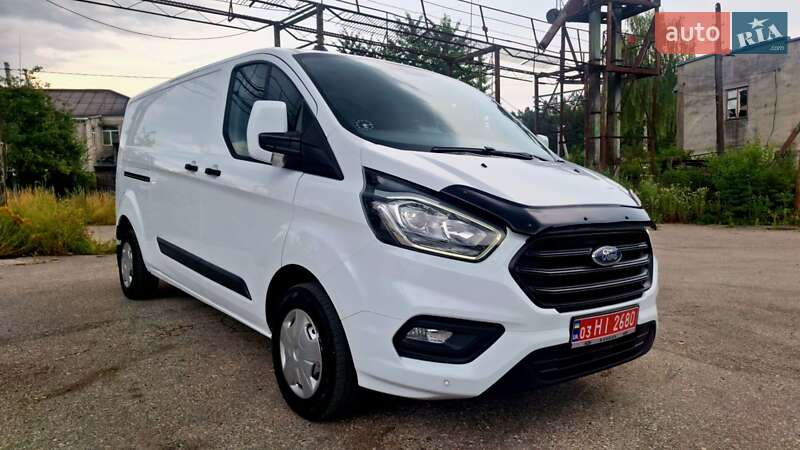 Вантажний фургон Ford Transit Custom 2021 в Бережанах