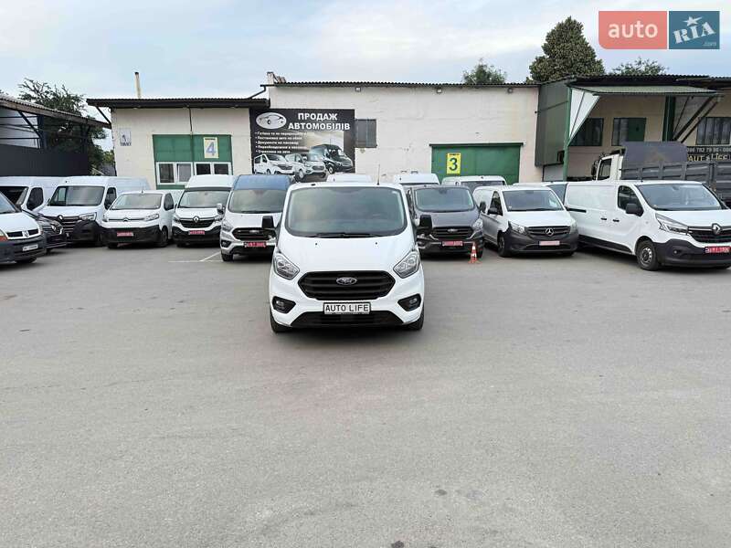 Вантажний фургон Ford Transit Custom 2018 в Луцьку