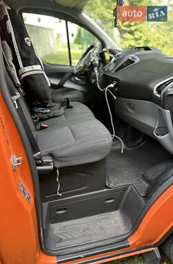 Вантажний фургон Ford Transit Custom 2015 в 