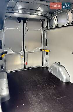 Грузовой фургон Ford Transit Custom 2020 в 