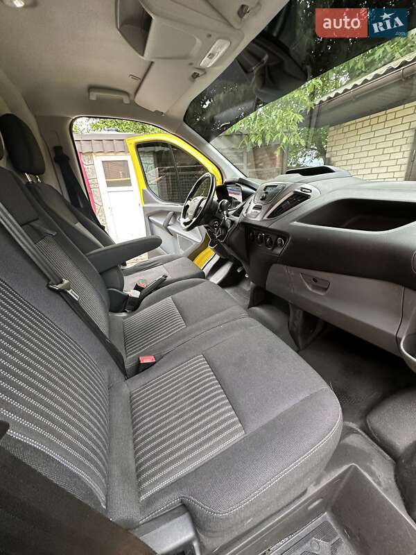 Вантажний фургон Ford Transit Custom 2017 в Харкові