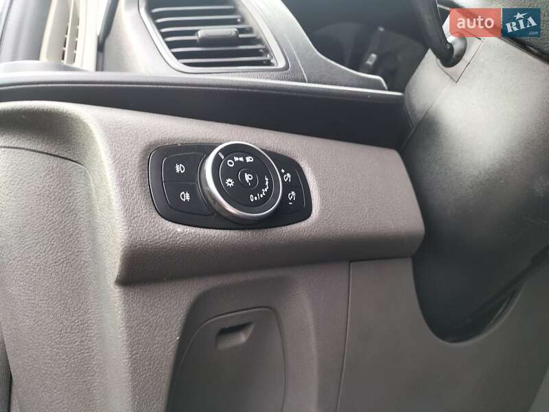 Вантажний фургон Ford Transit Custom 2018 в Дунаївцях