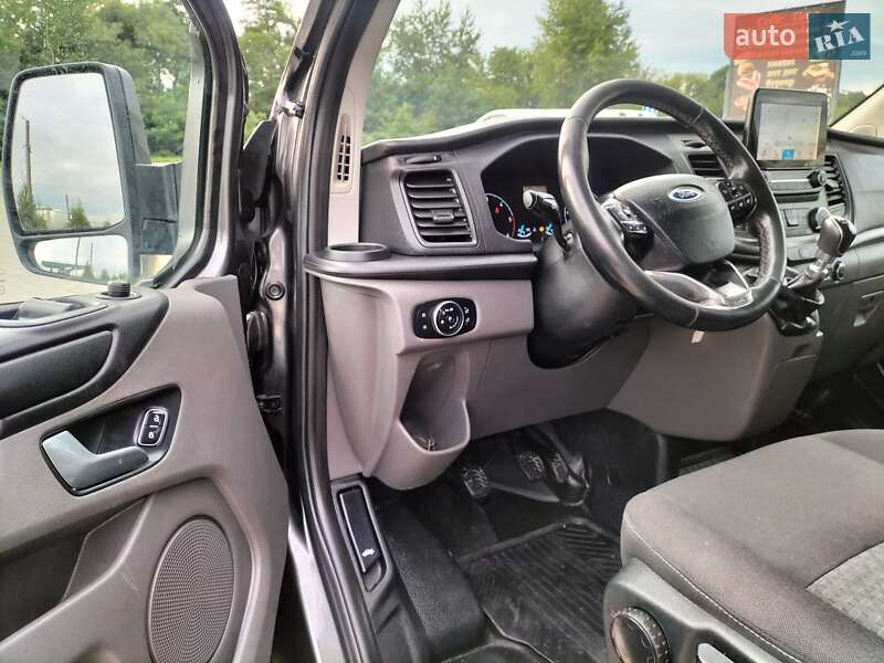Вантажний фургон Ford Transit Custom 2018 в Дунаївцях