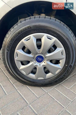 Грузовой фургон Ford Transit Custom 2021 в 